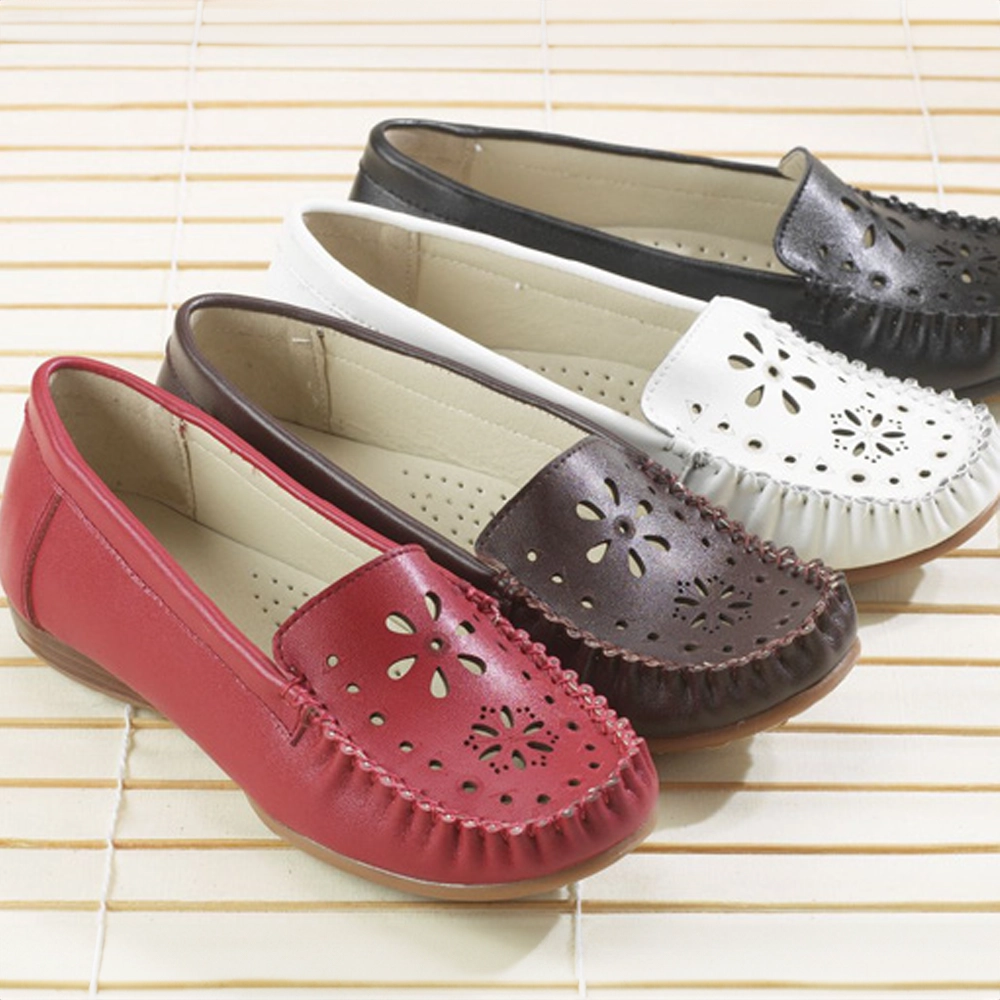 Flexible Leather Moccasins